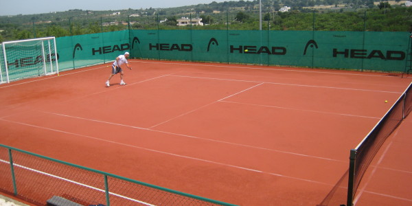 CAMPO DA TENNIS CONSEGNATO